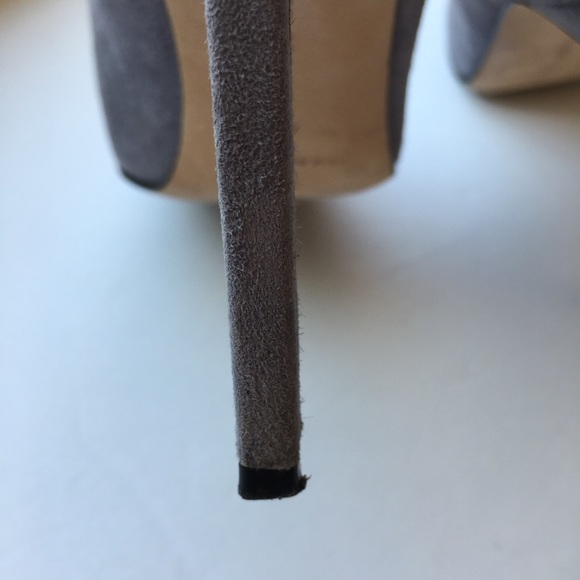 Manolo Blahnik BB gray suede pumps - Picture 12 of 16